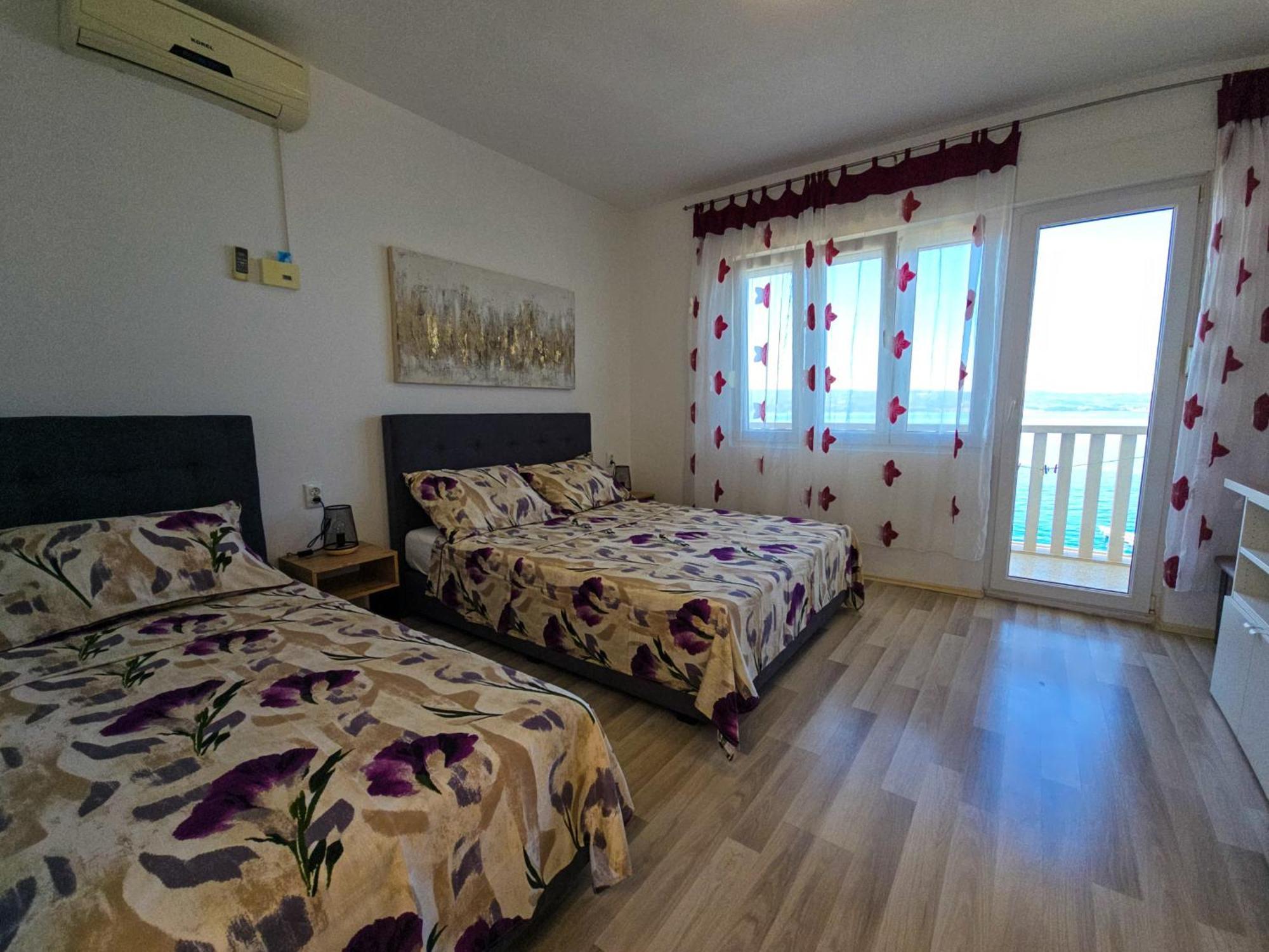 Apartments Neda Omiš Pokoj fotografie