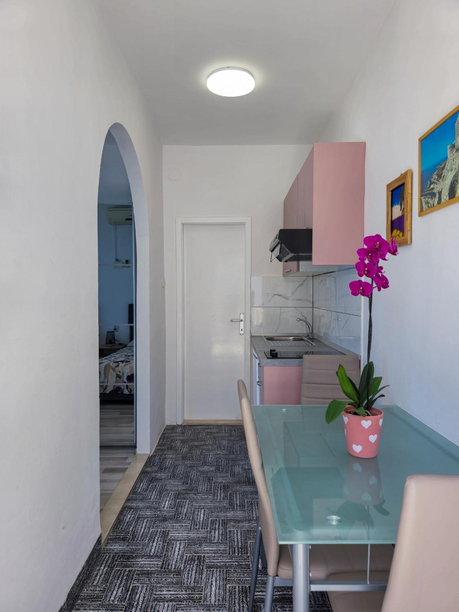 Apartments Neda Omiš Pokoj fotografie